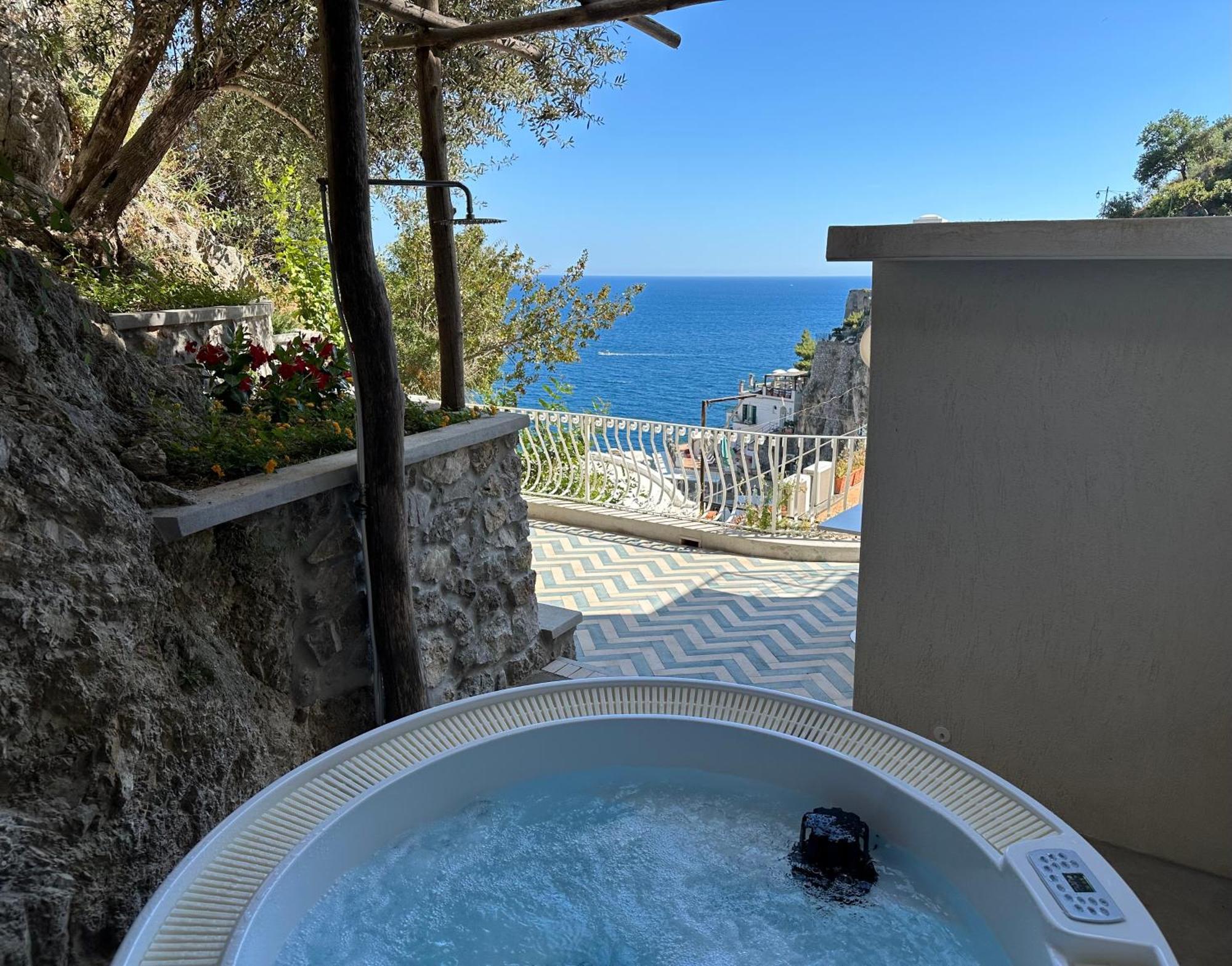 O' Mar - Amalfi Coast Suite Praiano Exterior photo